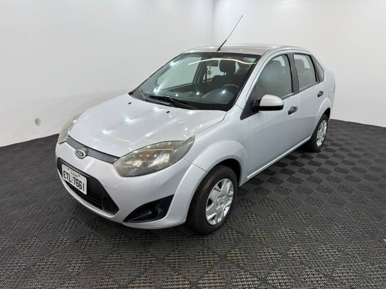 FORD FIESTA 1.6 MPI SEDAN 8V FLEX 4P MANUAL
